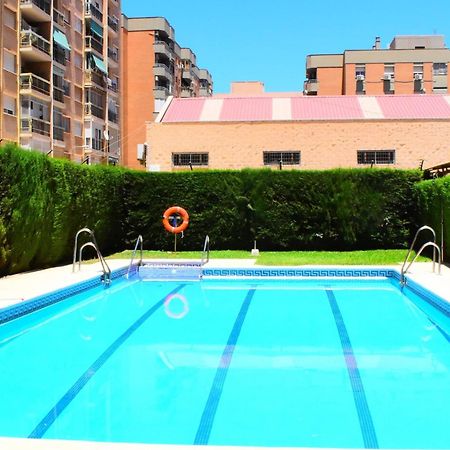 Amplio Y Luminoso Apartamento Cerca Del Centro Y La Playa Con Piscina Y Parking Privado Malaga Bagian luar foto