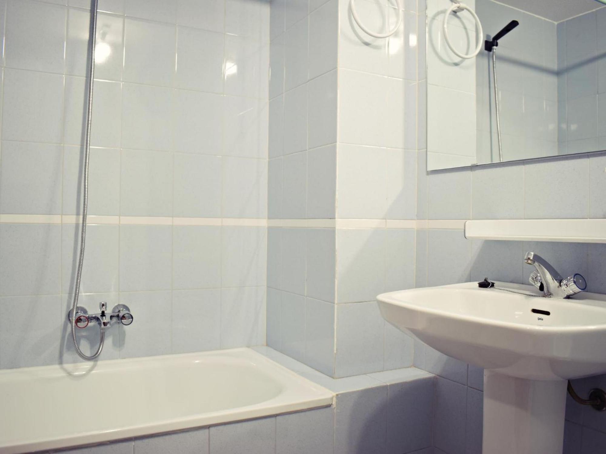 Amplio Y Luminoso Apartamento Cerca Del Centro Y La Playa Con Piscina Y Parking Privado Malaga Bagian luar foto
