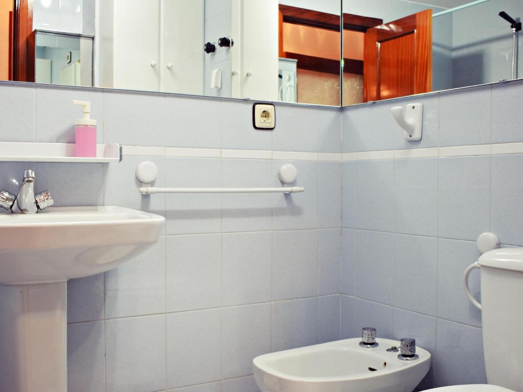 Amplio Y Luminoso Apartamento Cerca Del Centro Y La Playa Con Piscina Y Parking Privado Malaga Bagian luar foto