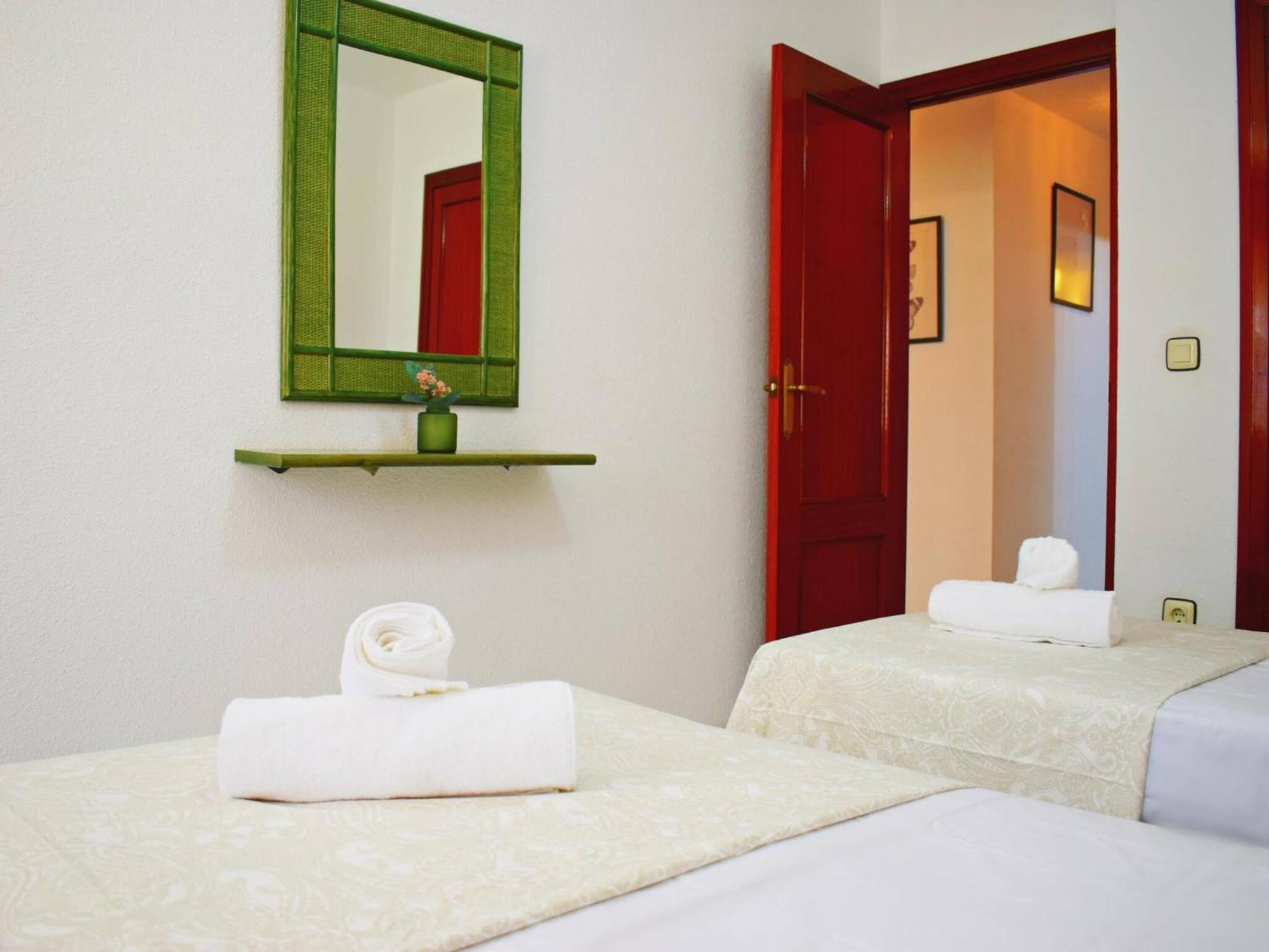 Amplio Y Luminoso Apartamento Cerca Del Centro Y La Playa Con Piscina Y Parking Privado Malaga Bagian luar foto