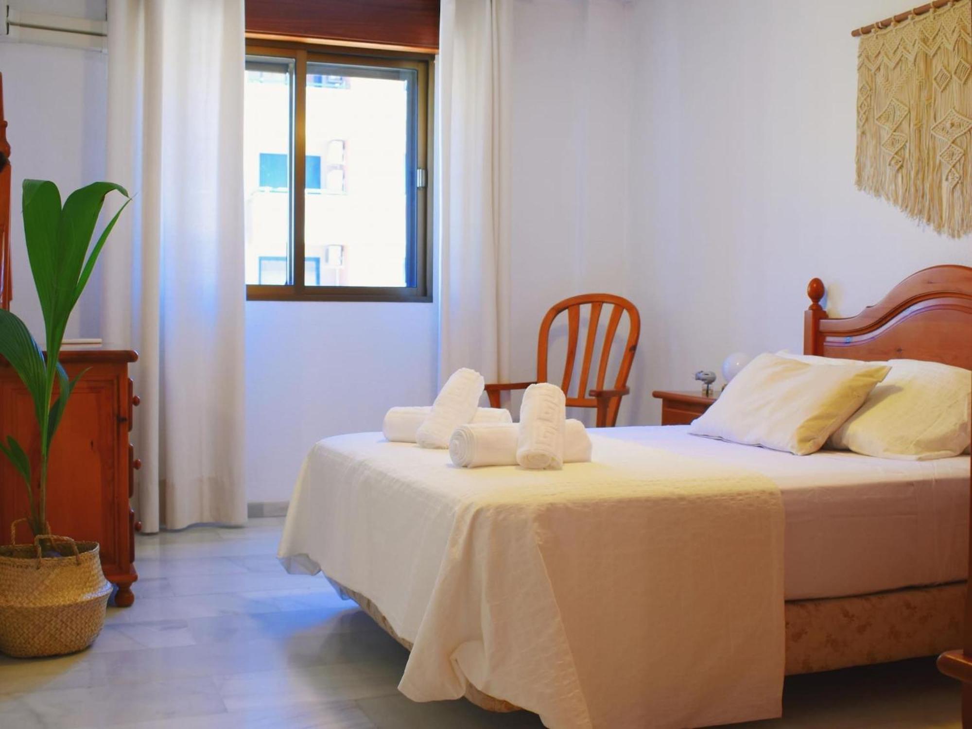 Amplio Y Luminoso Apartamento Cerca Del Centro Y La Playa Con Piscina Y Parking Privado Malaga Bagian luar foto