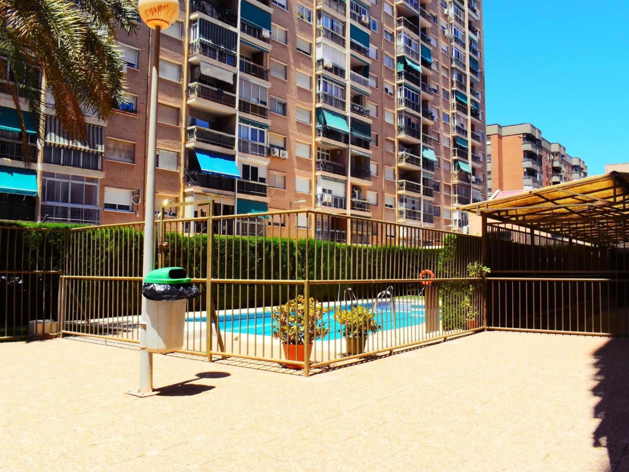 Amplio Y Luminoso Apartamento Cerca Del Centro Y La Playa Con Piscina Y Parking Privado Malaga Bagian luar foto